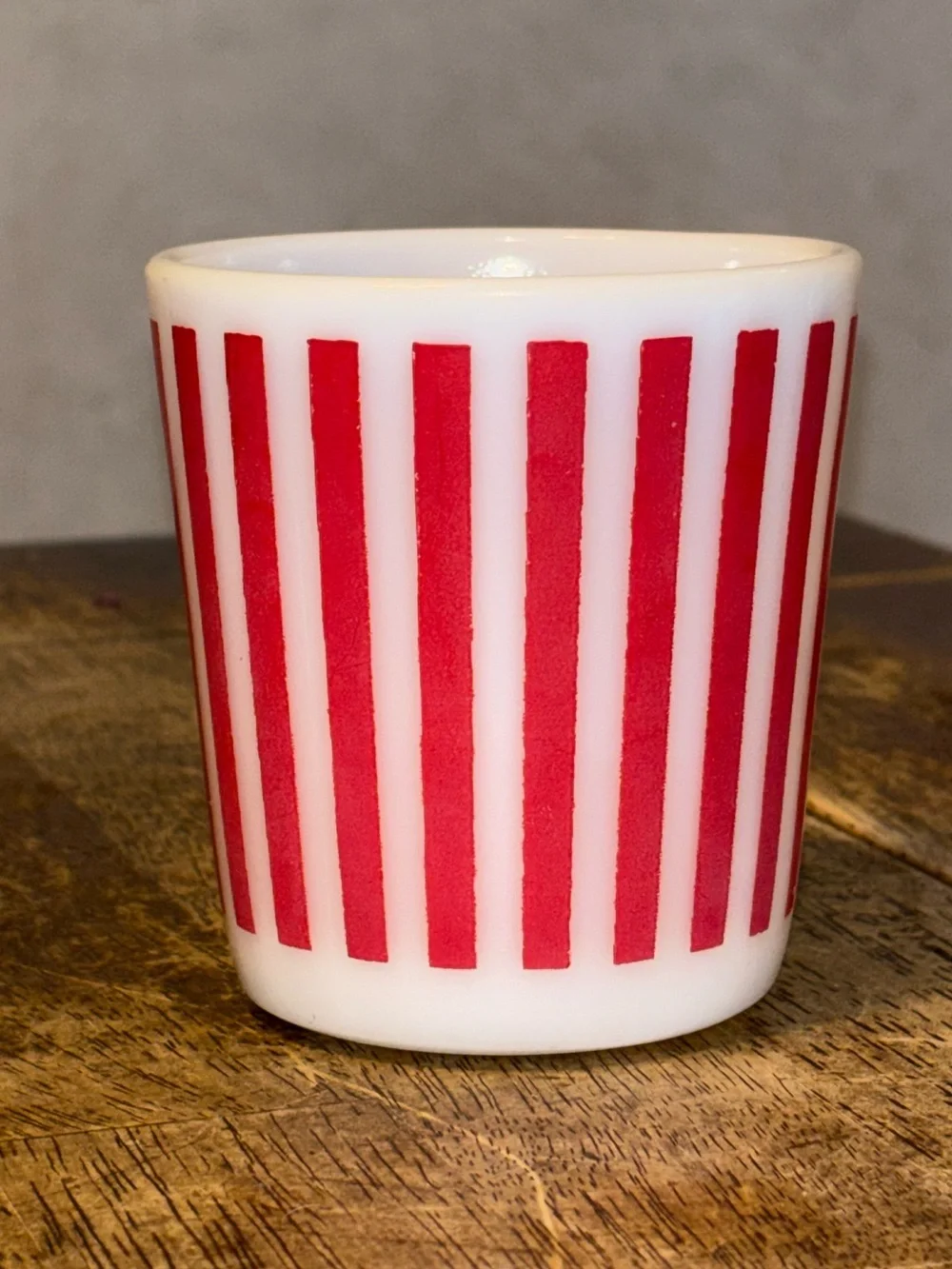 Vintage Hazel Atlas Red Candy Stripe Milk Glass Mug coffee tea